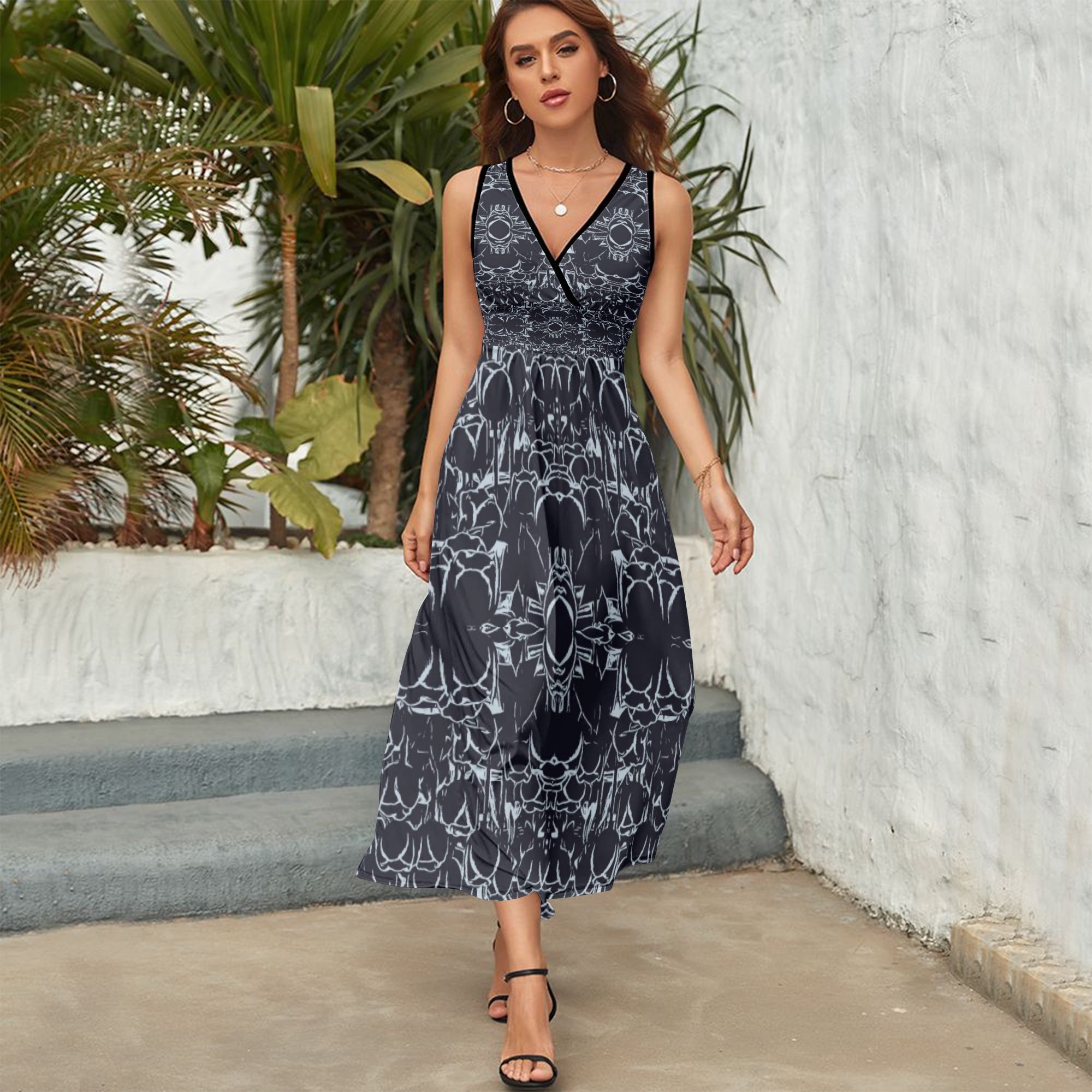 1278. V-neck Sleeveless Dress Black rose effect